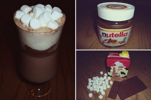 Горячий шоколад с маршмеллоу и нутеллой