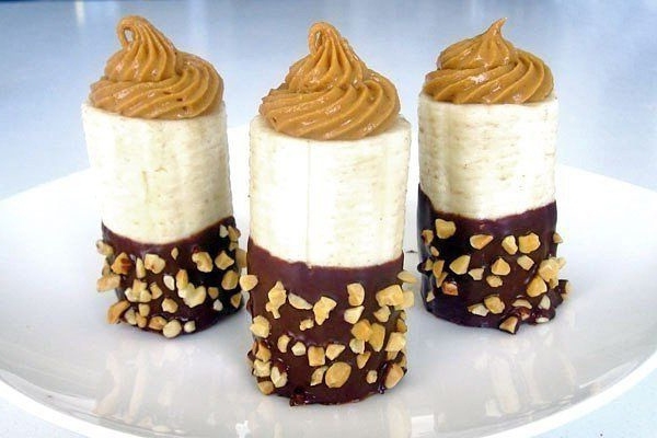 Десерт «Банановое наслаждение» в шоколаде