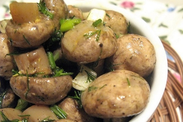 Слабосоленые шампиньоны Слабосоленые шампиньоны