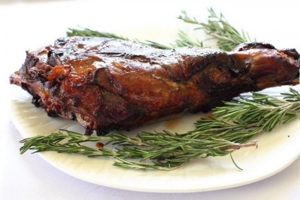 Баранья нога в гранатовом маринаде в духовке Баранья нога в гранатовом маринаде в духовке