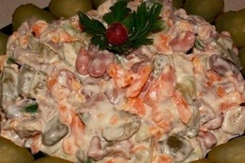 Салат «Околица» с говядиной Салат «Околица» с говядиной