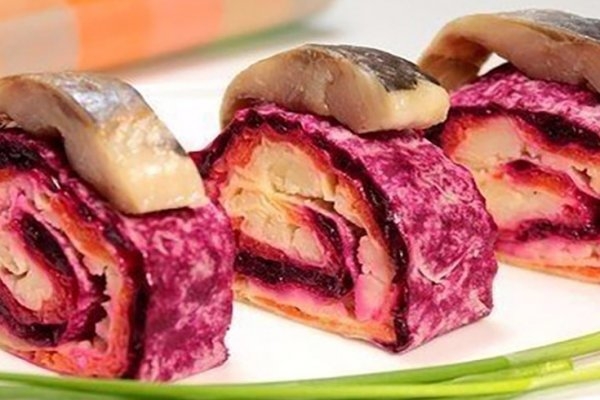 Сельдь под шубой в тонком лаваше