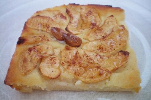 Творожная запеканка с яблоками в микроволновке за 5 минут