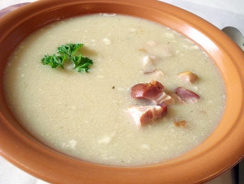 Жур по-польски с копченой грудинкой Жур по-польски с копченой грудинкой