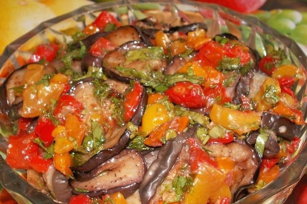 Маринованные баклажаны с овощами на закуску Маринованные баклажаны с овощами на закуску