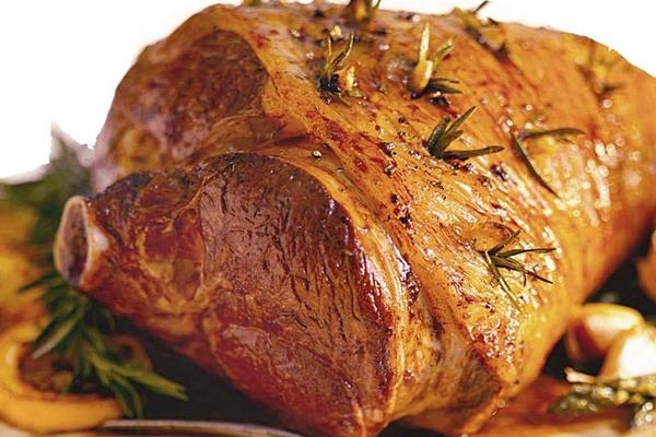 Баранья нога в мятном маринаде