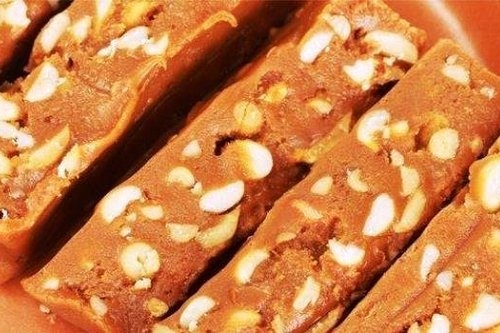 Молочный щербет с орехами и какао Молочный щербет с орехами и какао