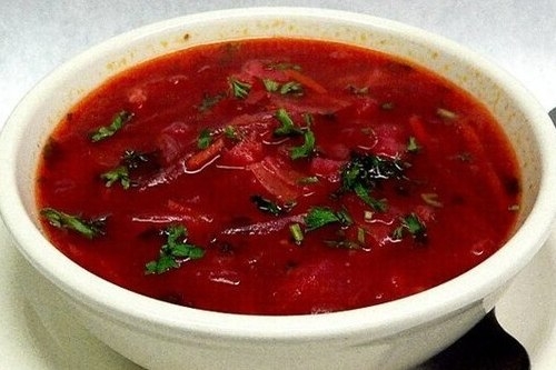 Вкуснейший украинский борщ с копченым салом Вкуснейший украинский борщ с копченым салом