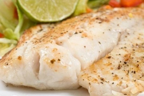 Филе тилапии запеченное в молоке