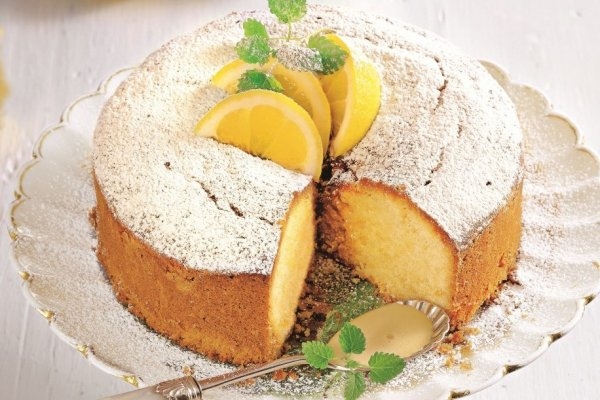 Простой лимонный кекс в духовке Простой лимонный кекс в духовке