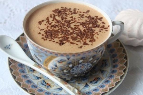 Горячий шоколад с зефиром по-австрийски Горячий шоколад с зефиром по-австрийски