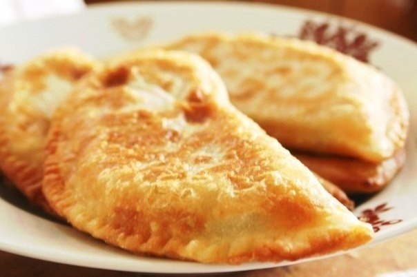 Чебуреки с мясом. Очень удачное тесто!