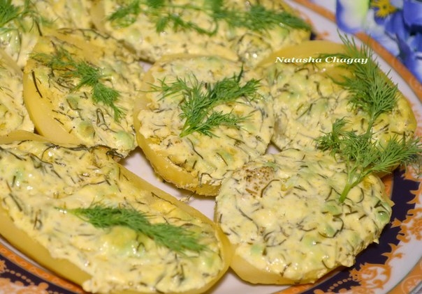 Картофель под сметаной с чесноком Картофель под сметаной с чесноком