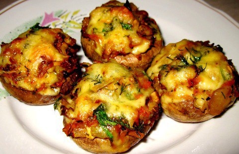 ПРАЗДНИЧНЫЕ ШАМПИНЬОНЫ, ФАРШИРОВАННЫЕ ПАШТЕТОМ ПРАЗДНИЧНЫЕ ШАМПИНЬОНЫ, ФАРШИРОВАННЫЕ ПАШТЕТОМ