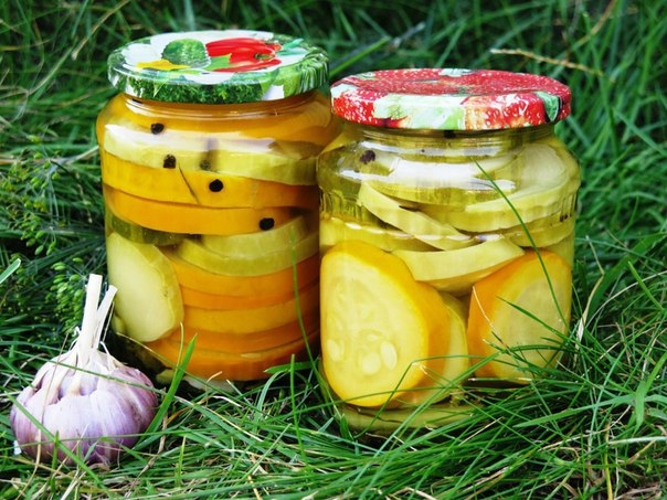 Кабачки, маринованные по-болгарски. Кабачки, маринованные по-болгарски.