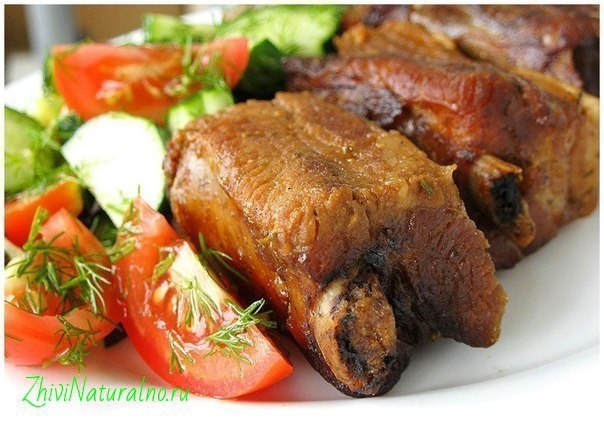 Свинные рёбрышки в пряном соево-горчичном маринаде.