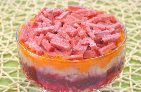 ПРАЗДНИЧНЫЙ САЛАТ «ВОЛЧЬЯ ШУБКА»