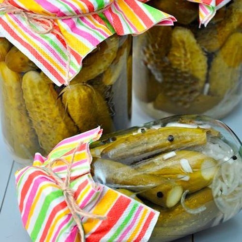 ДВА РЕЦЕПТА МАРИНОВАННЫХ ОГУРЦОВ ПО-БОЛГАРСКИ