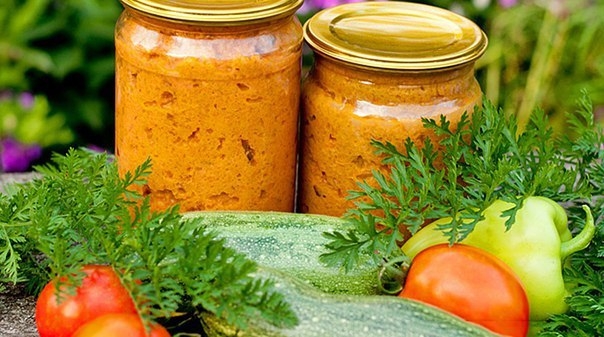 Икра из кабачков на зиму: просто и очень вкусно! Икра из кабачков на зиму: просто и очень вкусно!