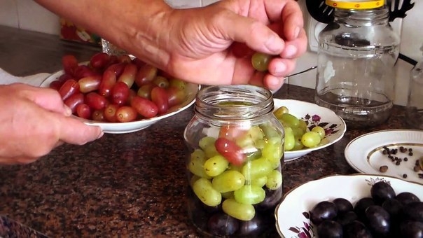 Маринованный виноград