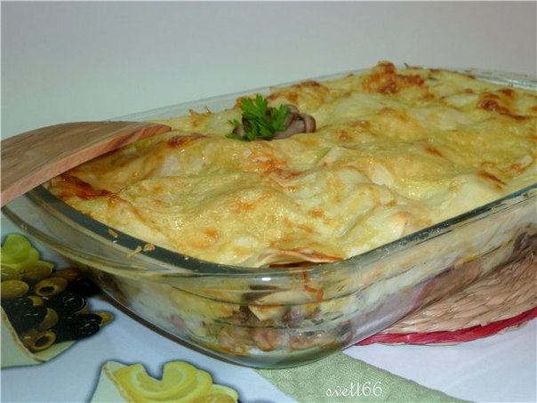 НЕклассическая ЛАЗАНЬЯ с филе индейки, куриной печенью и маринованными опятами