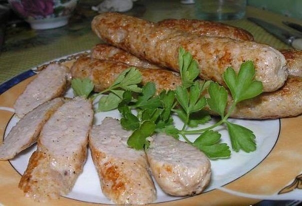 Домашние куриные колбаски - очень вкусно! Домашние куриные колбаски - очень вкусно!