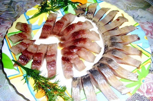 РАЗДЕЛКА СЕЛЁДКИ