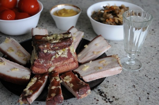 НЕСКОЛЬКО ЗАМЕЧАТЕЛЬНЫХ РЕЦЕПТОВ ГРУДИНКИ