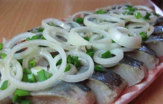 ДОМАШНЯЯ СЕЛЕДКА ПРЯНОГО ПОСОЛА