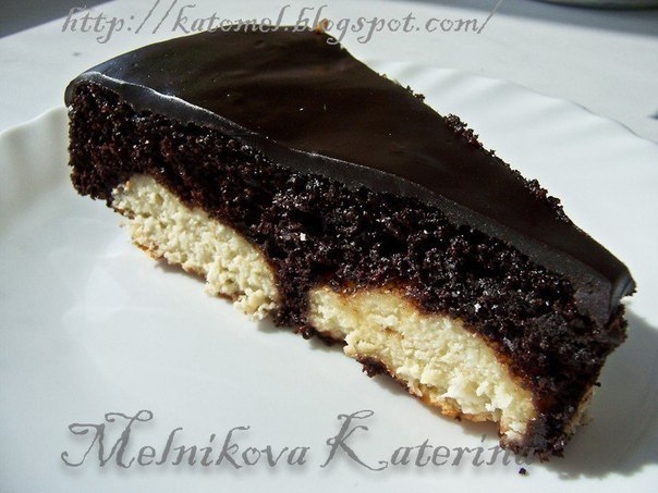 Шоколадный кекс с творожно-кокосовыми шариками