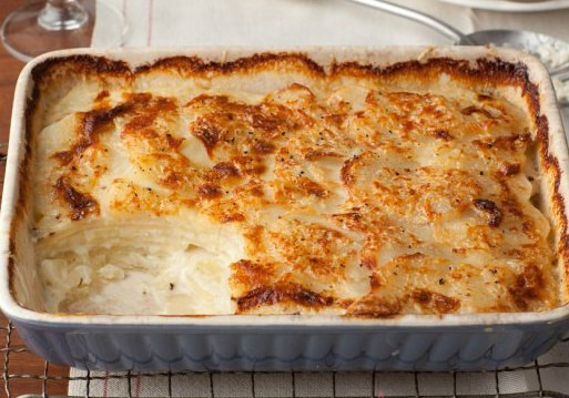 Картофельная запеканка с сыром и сливками