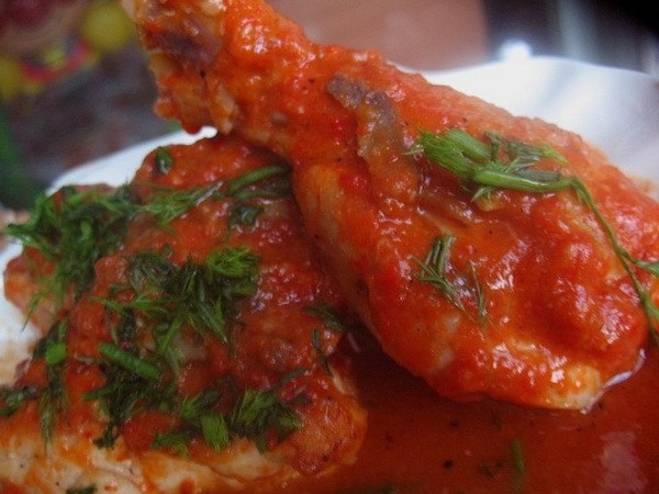 КУРОЧКА В ПЕРЕЧНОМ СОУСЕ