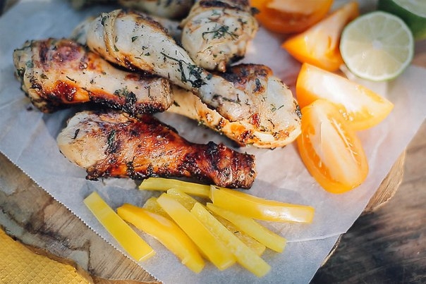 Куриные ножки в маринаде из лайма и пива