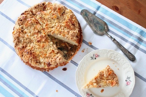 Яблочный пирог со штрейзелем