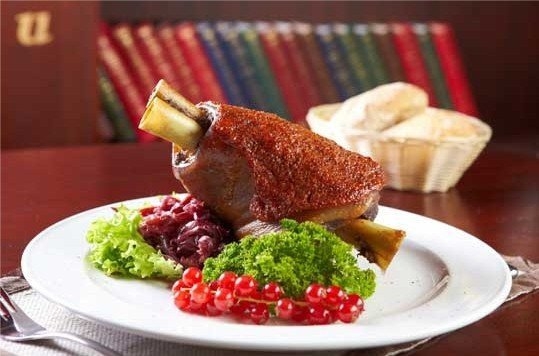 Сочная рулька - Балуем семью!!!