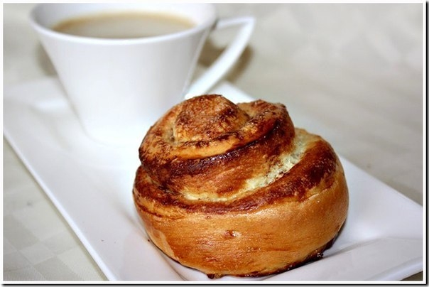 Булочки-улитки с корицей и грецким орехом