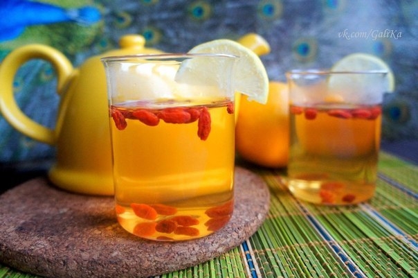 Травяной чай с ягодами годжи