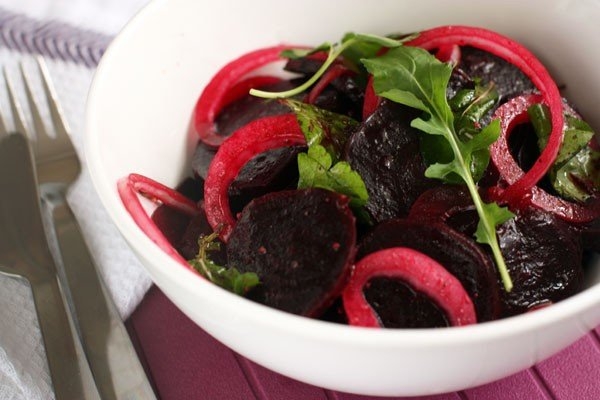 Салат из свеклы и лука Салат из свеклы и лука