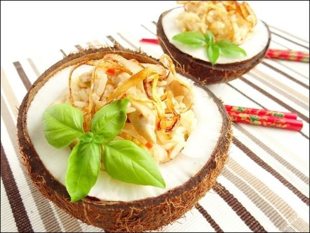 Острый рис с куриным филе по-тайски Острый рис с куриным филе по-тайски