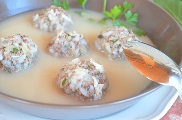 Арганак (армянский суп с фрикадельками) Арганак (армянский суп с фрикадельками)