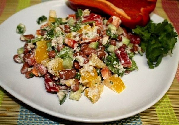 Салат с крабовым мясом и фасолью