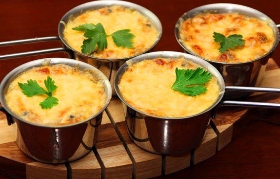 Жюльен из грибов и курицы