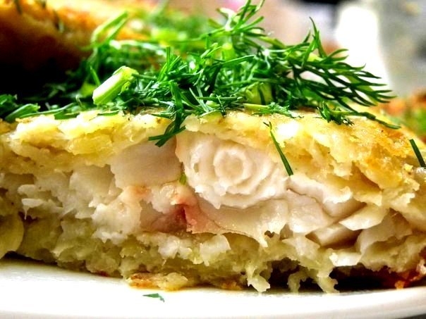 Тилапия в сырно - картофельной корочка.