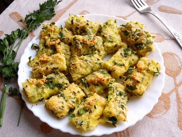 Кабачок, запеченный в сырной панировке