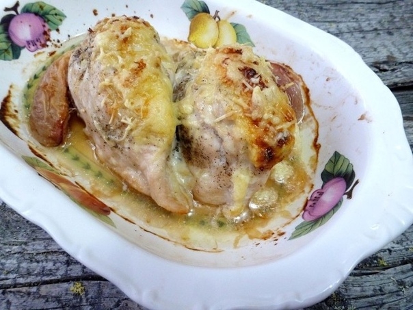 Куриная грудка, фаршированная персиками