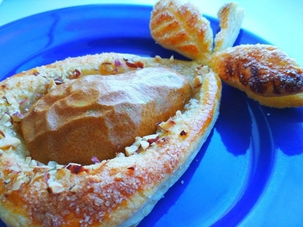 Запечённые груши с фундуком