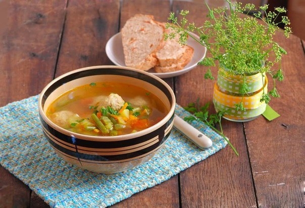 Суп с фрикадельками и кус-кусом