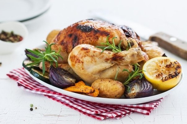 Курица с прованскими травами и овощами