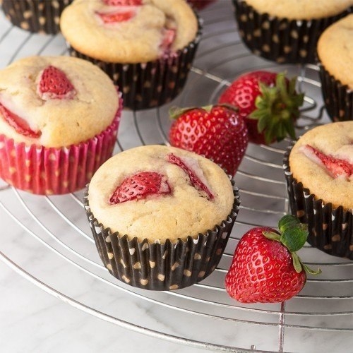 20 ЛУЧШИХ РЕЦЕПТОВ ИЗ КЛУБНИКИ 20 ЛУЧШИХ РЕЦЕПТОВ ИЗ КЛУБНИКИ