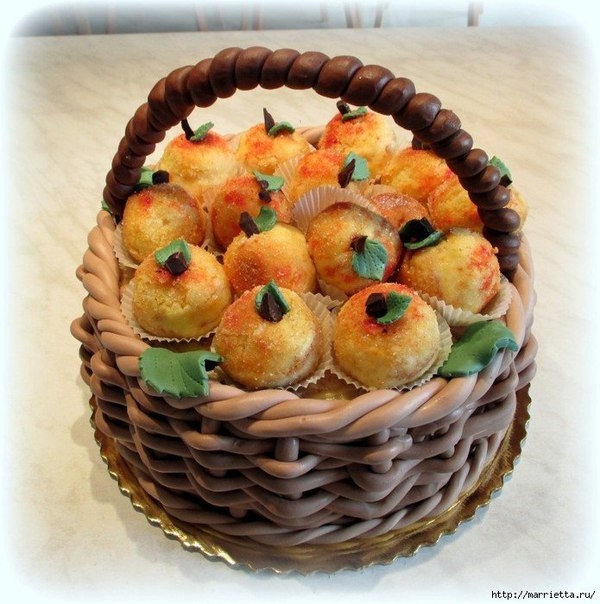 ПЕРСИКИ - ПИРОЖНОЕ С НАЧИНКОЙ ИЗ ВАРЕНОЙ СГУЩЕНКИ С ОРЕШКАМИ